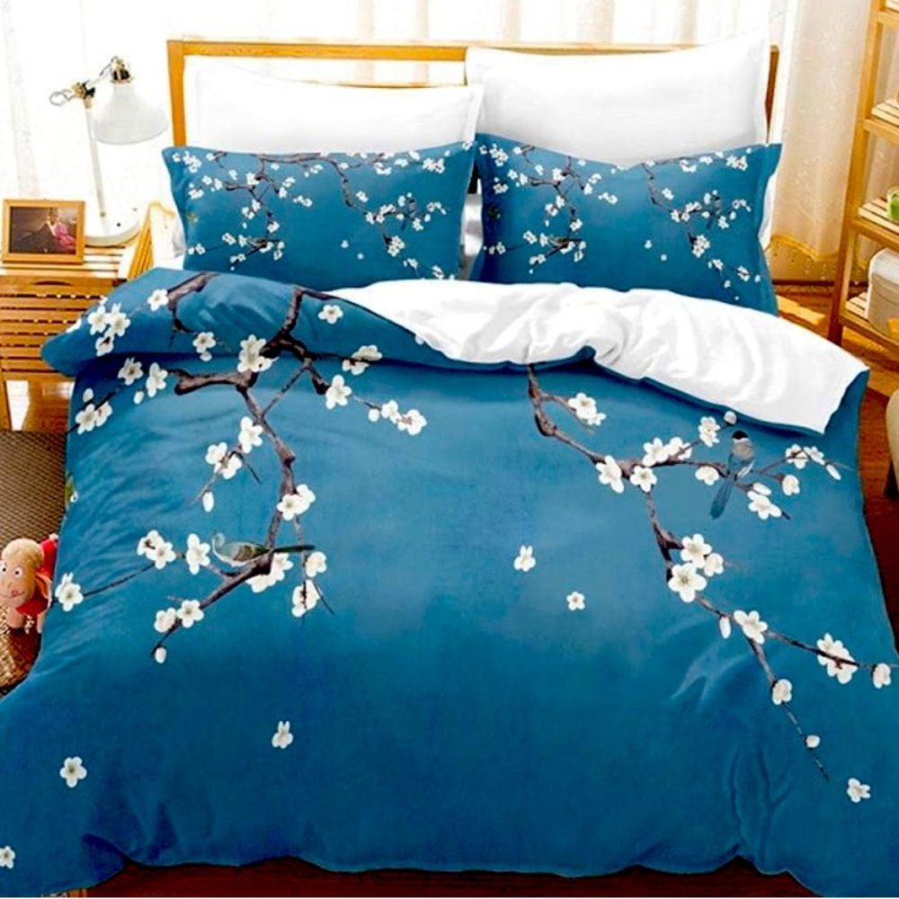 Duvet Cover Blue Cherry Blossom. 80"x90" and 2 Pillow Shams 20"x26" NWOT